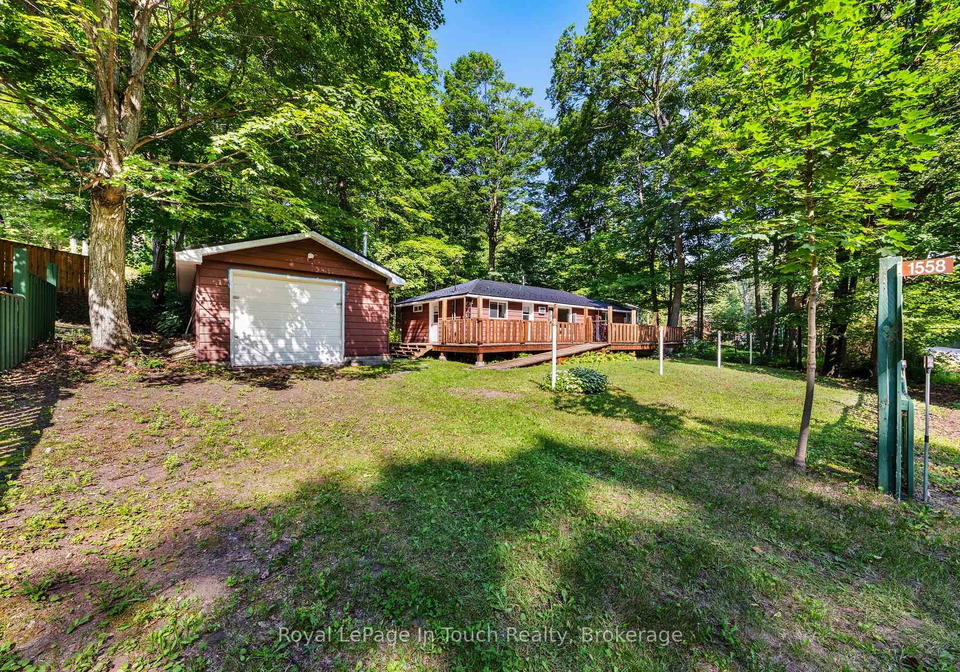 1558-champlain-road-tiny-ontario-s13557406