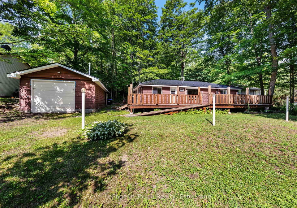 1558-champlain-road-tiny-ontario-s13557406