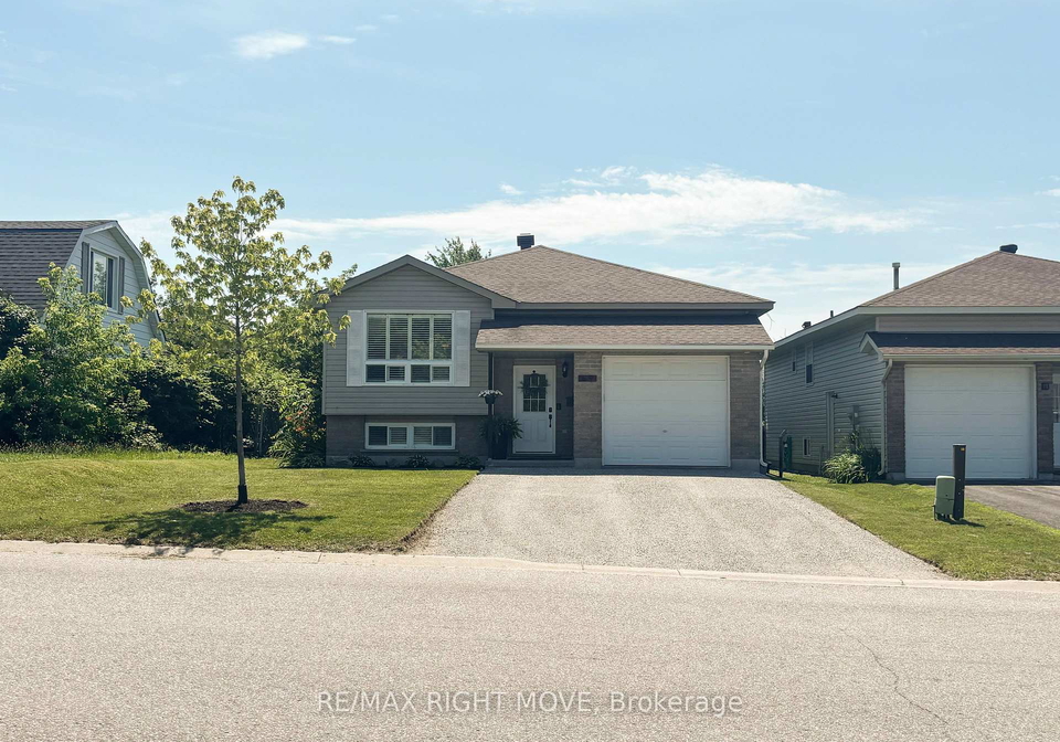 69-calverley-street-orillia-ontario-s13559892