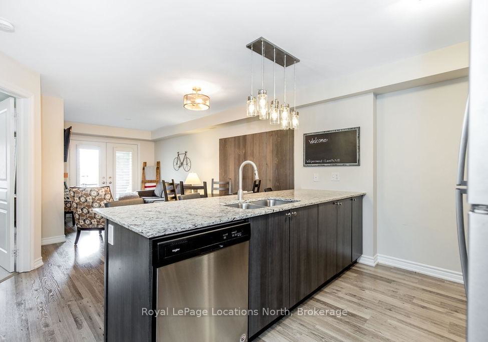 4-cove-court-collingwood-ontario-s13560526