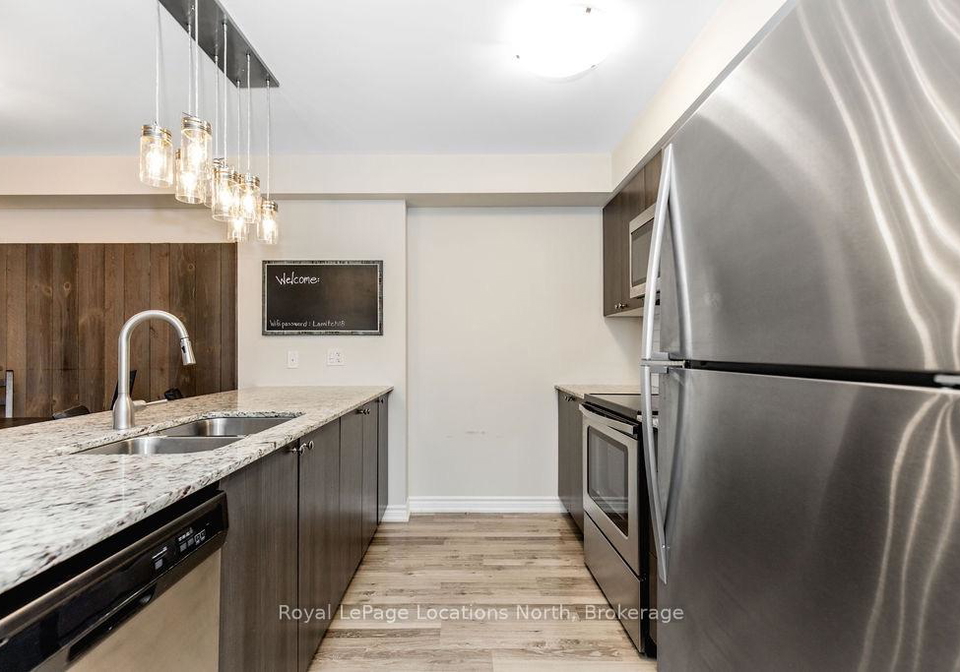 4-cove-court-collingwood-ontario-s13560526