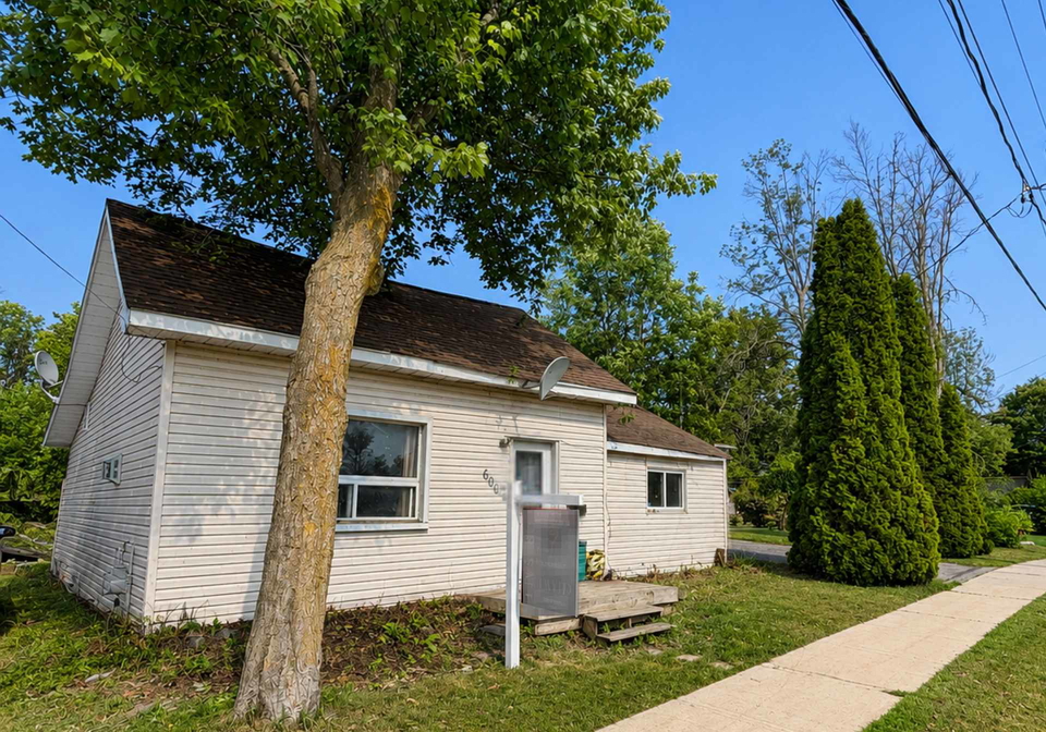 600-west-street-s-orillia-ontario-s13561268