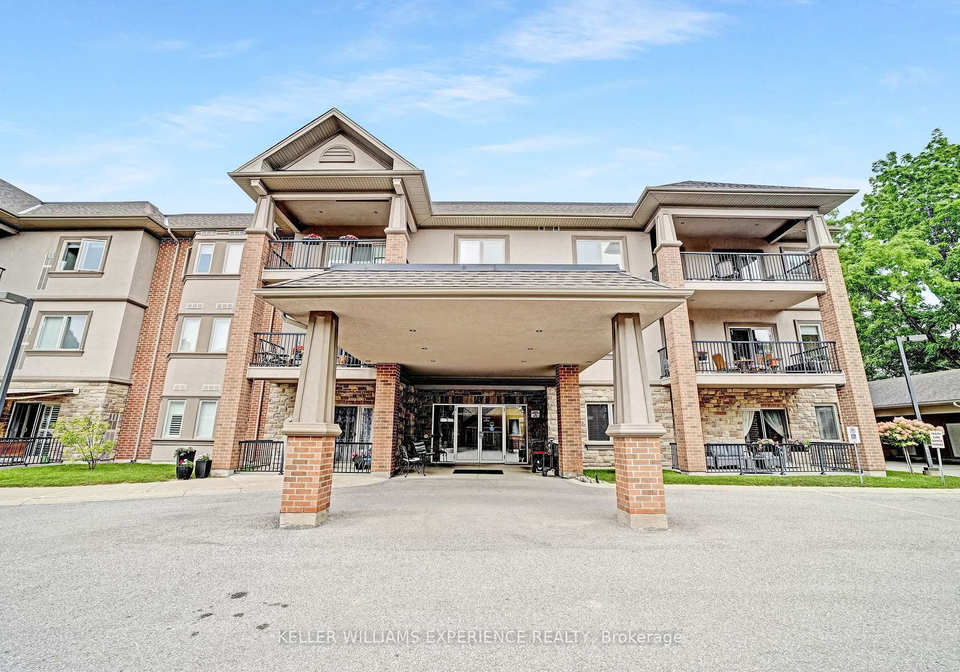 19b-yonge-street-n-springwater-ontario-s13561312