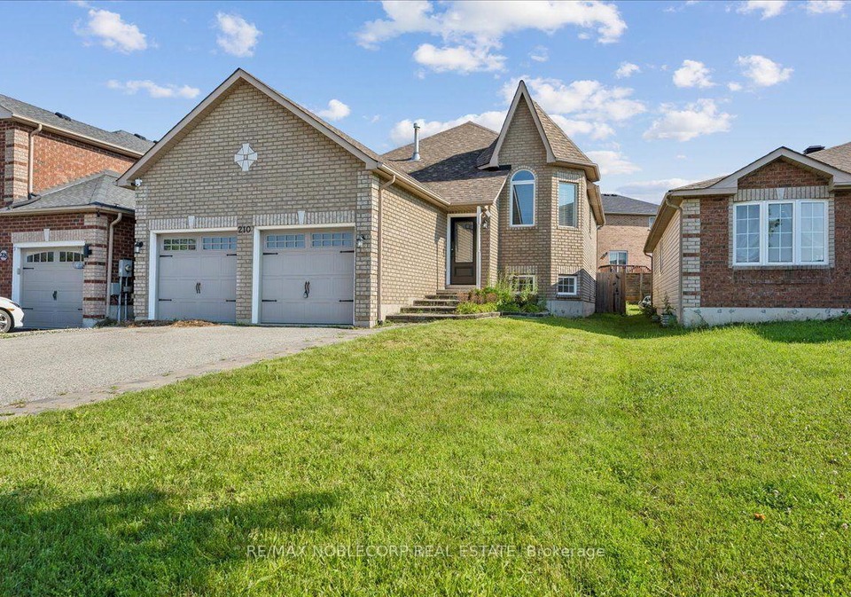 210-dunsmore-lane-barrie-ontario-s13561958