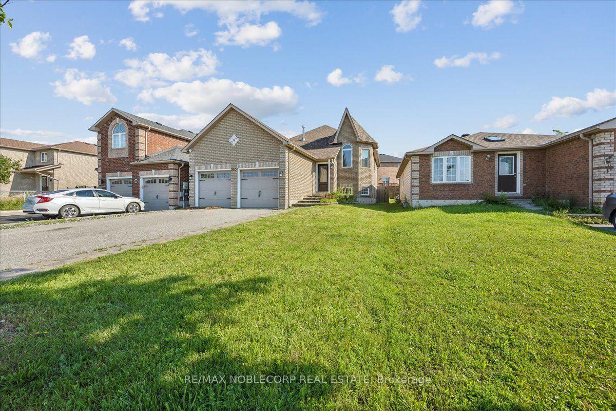 210-dunsmore-lane-barrie-ontario-s13561962