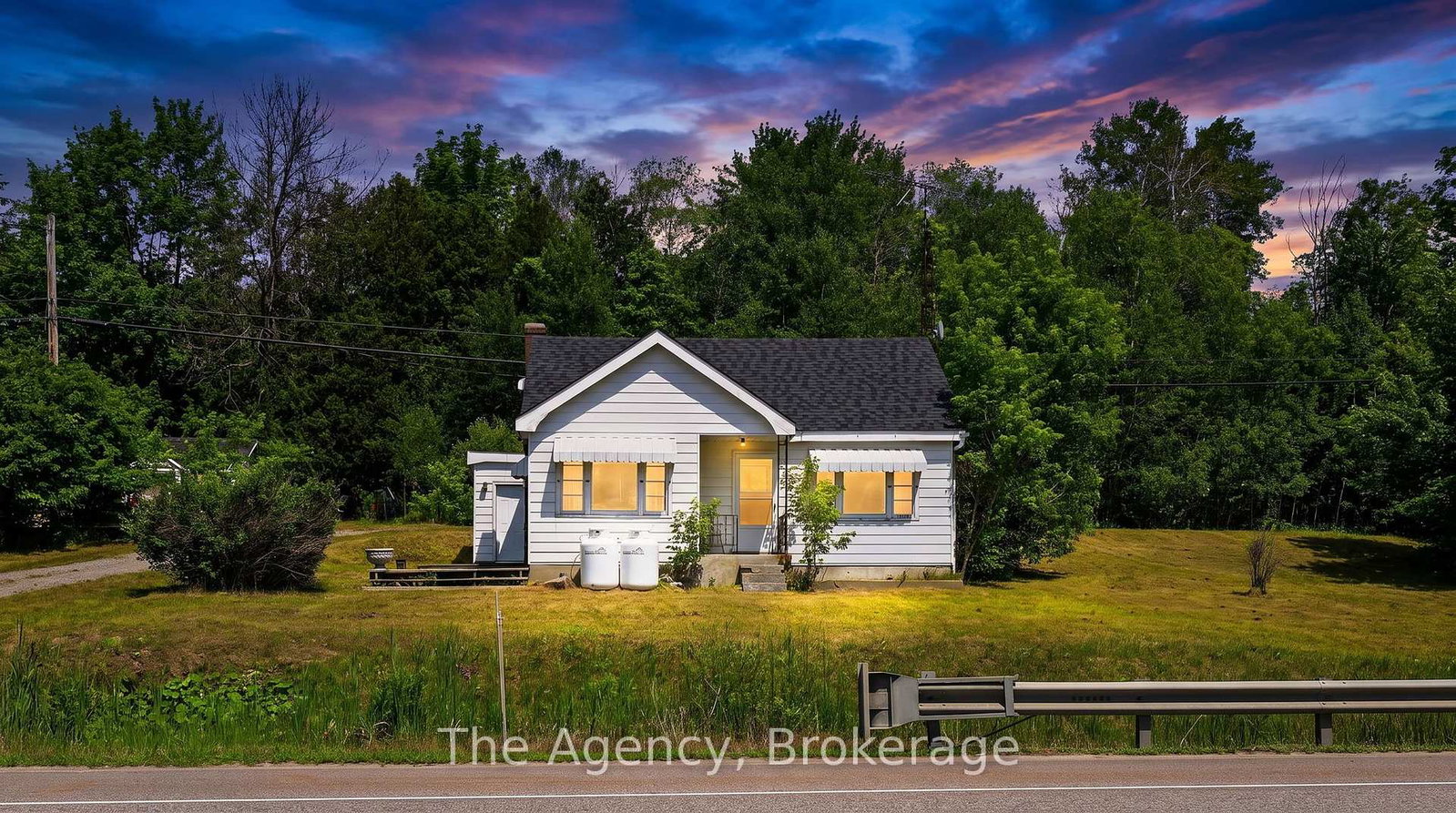 11401-highway-12-severn-ontario-s13562012