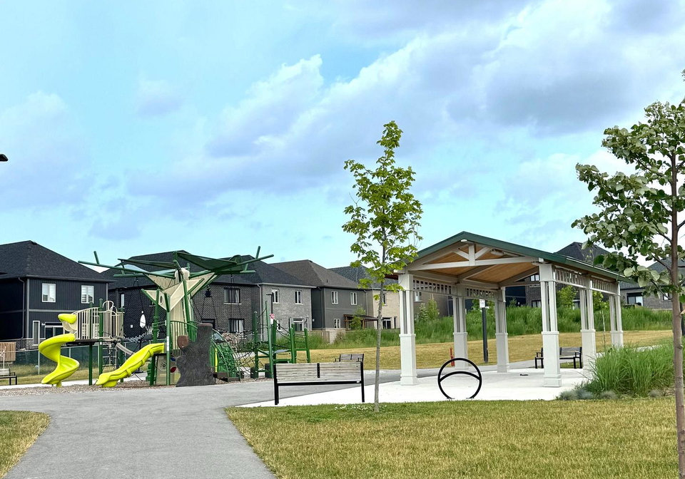 14-barnyard-trail-barrie-ontario-s13562410