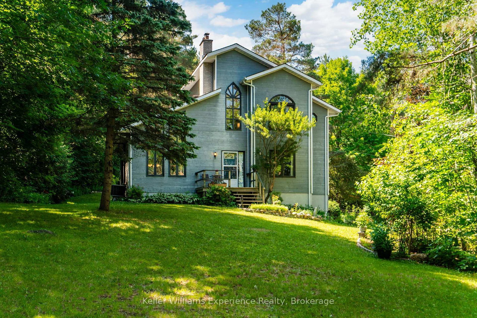 122-poyntz-street-penetanguishene-ontario-s13562650