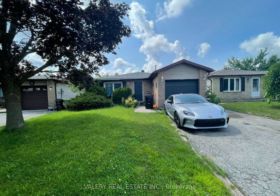 73-hickling-trail-barrie-ontario-s13563630