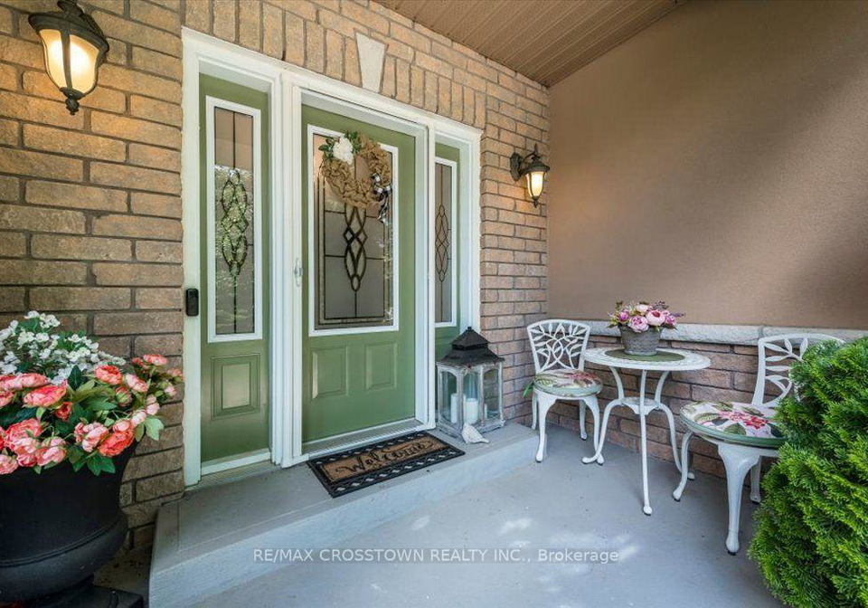 5-pine-hill-drive-springwater-ontario-s13564566