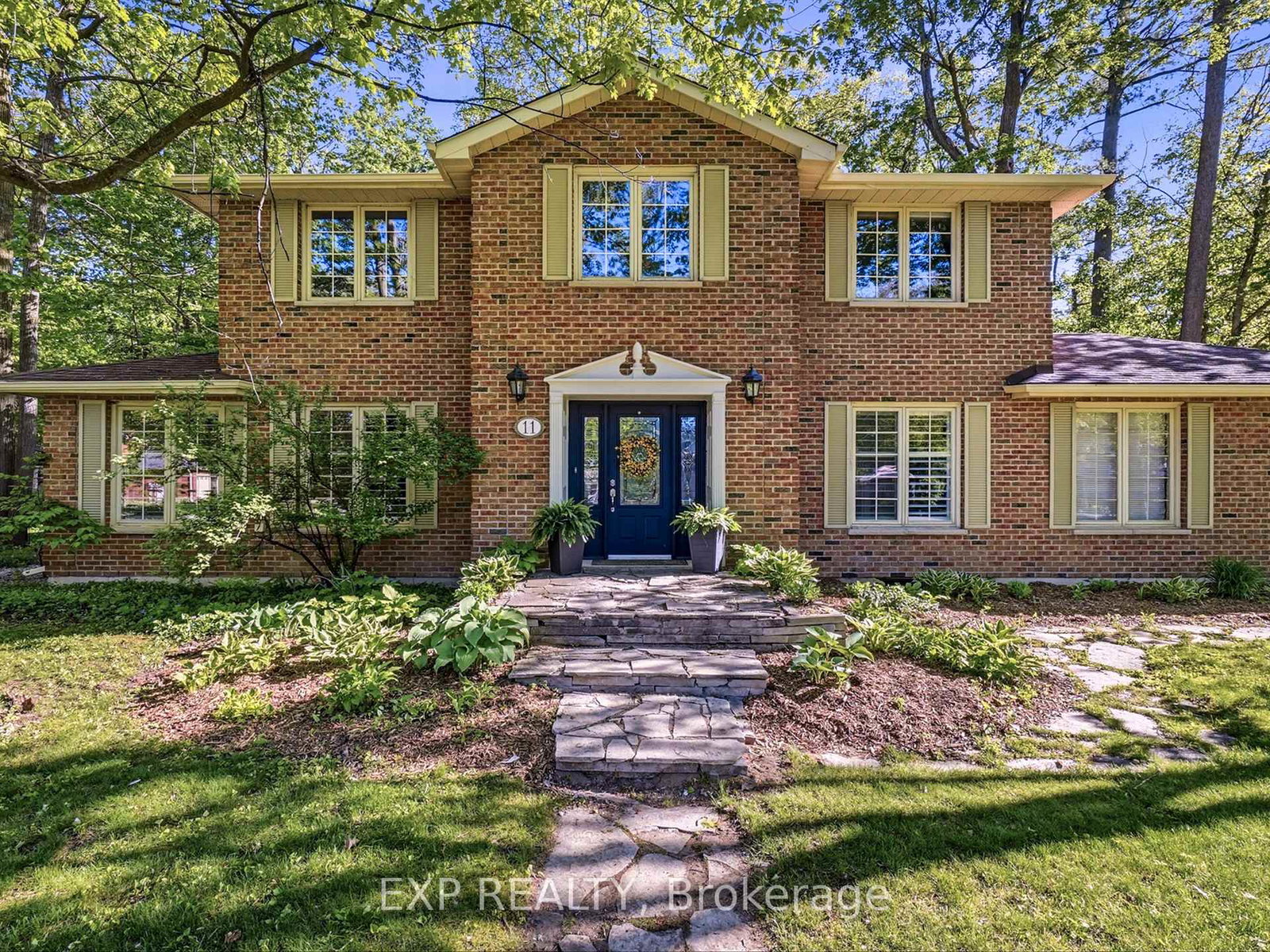 11-spence-avenue-springwater-ontario-s13564836