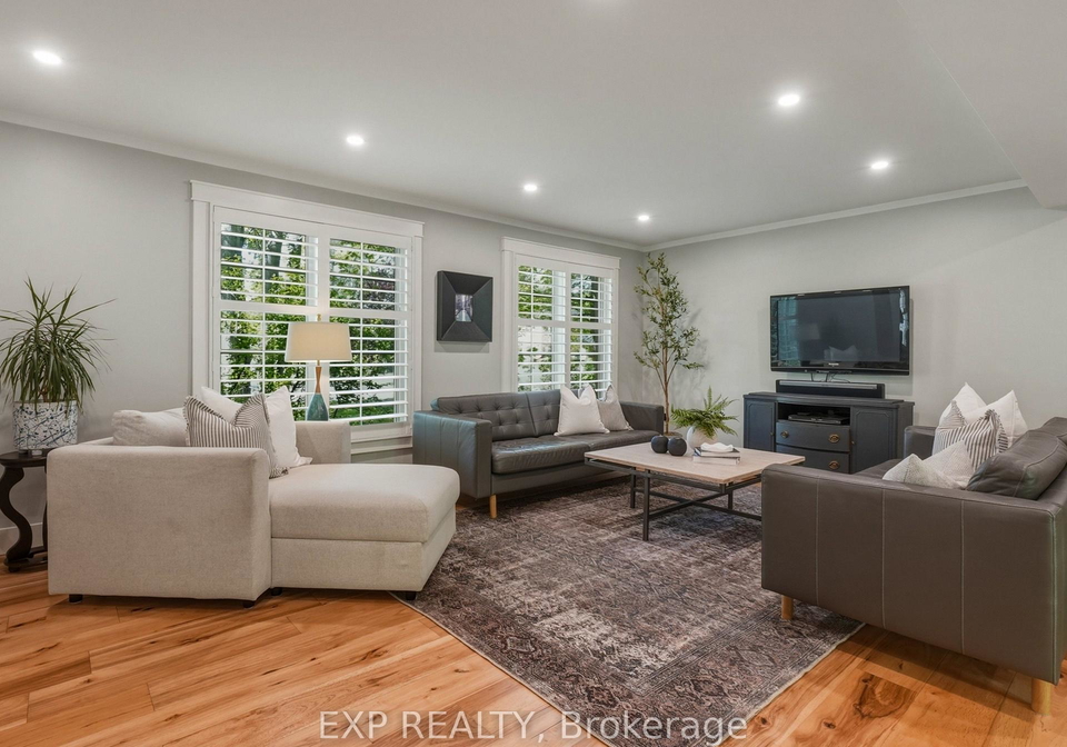 11-spence-avenue-springwater-ontario-s13564836