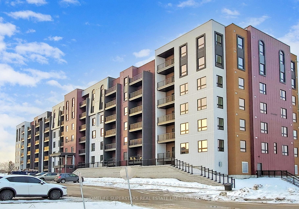 4-spice-way-barrie-ontario-s13565104
