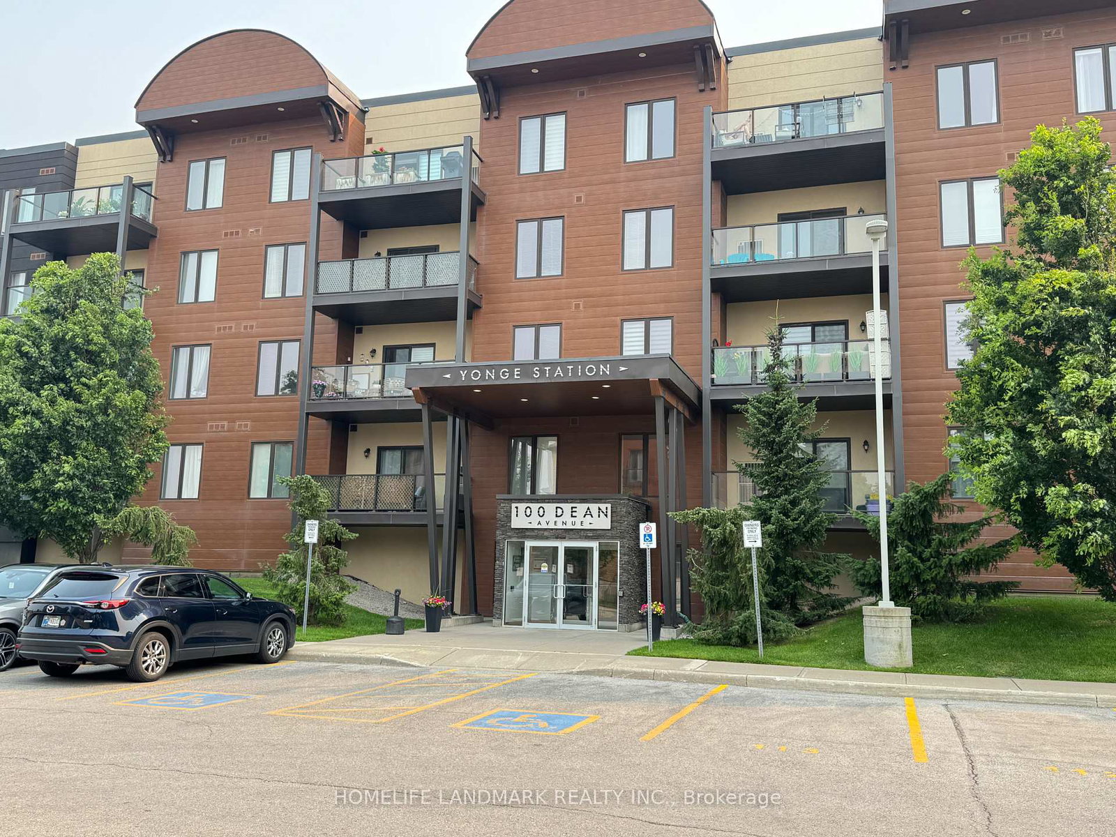 100-dean-avenue-barrie-ontario-s13566146