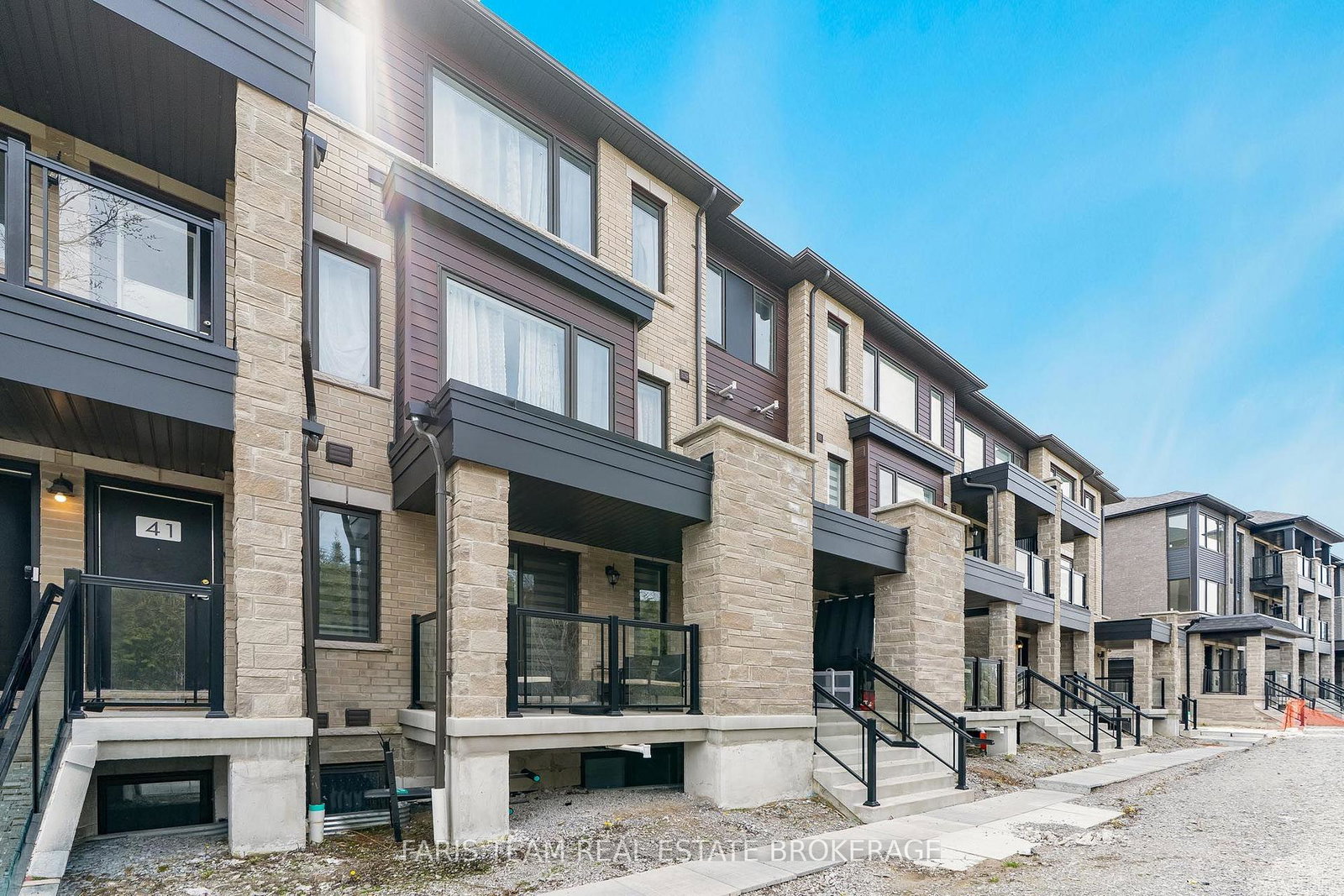 39-appletree-lane-barrie-ontario-s13567692