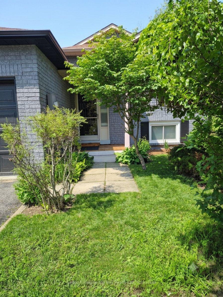 6-donald-crescent-wasaga-beach-ontario-s13568504