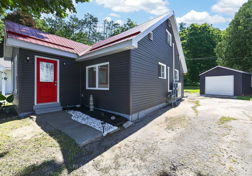7-victory-crescent-penetanguishene-ontario-s13568862
