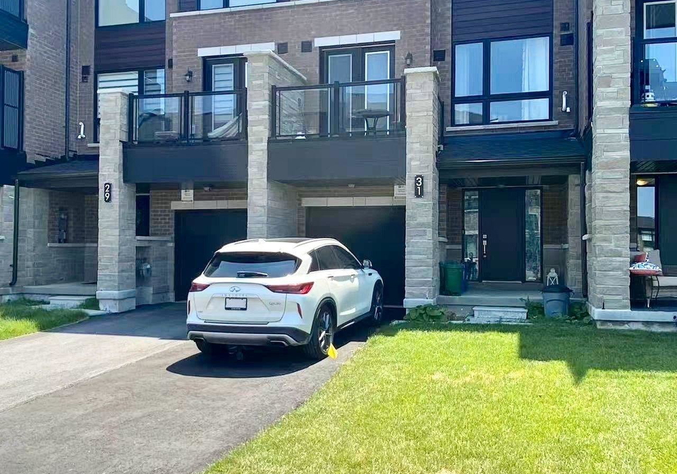 31-red-maple-lane-barrie-ontario-s13569034