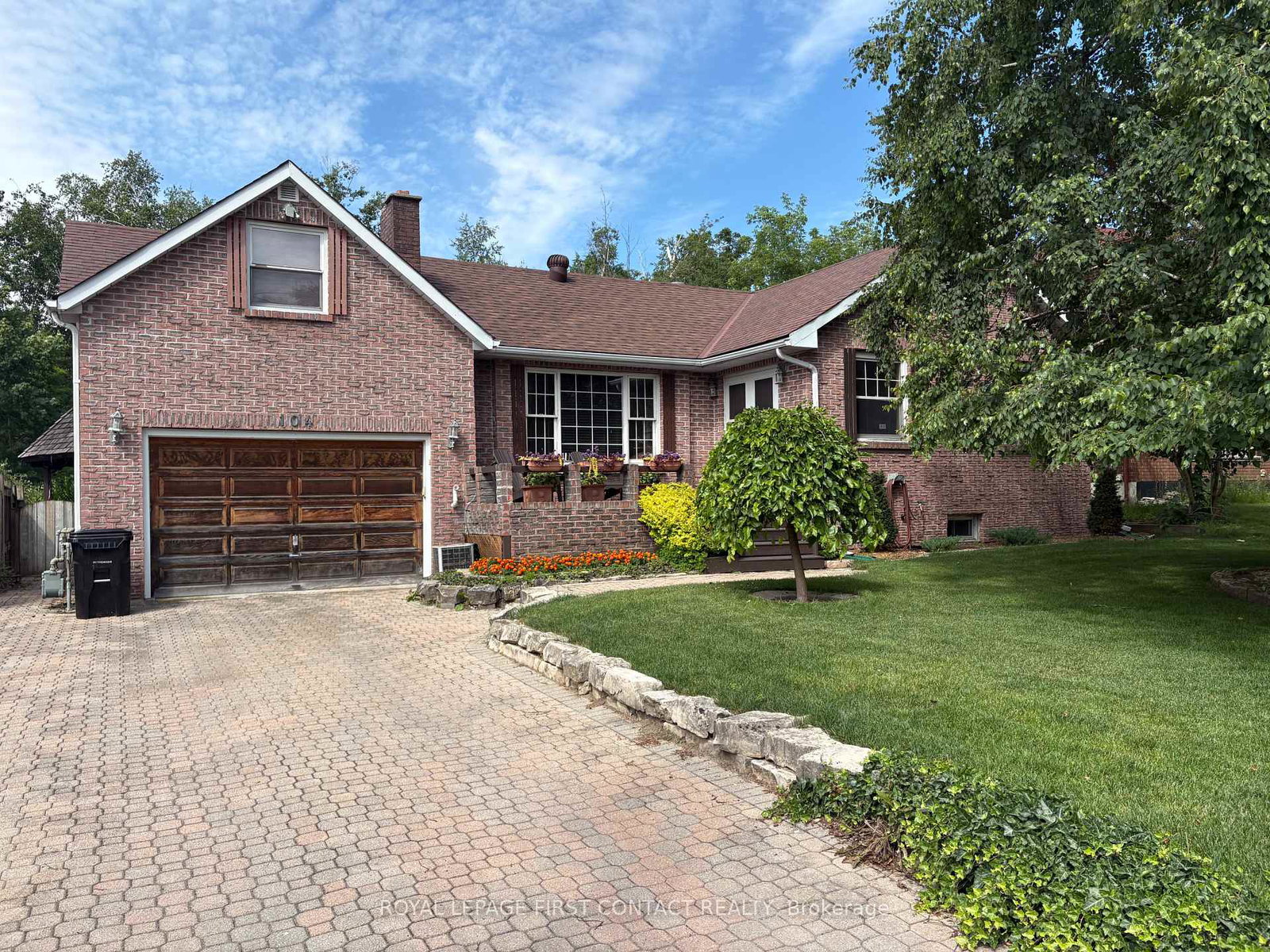 104-eccles-street-n-barrie-ontario-s13570318