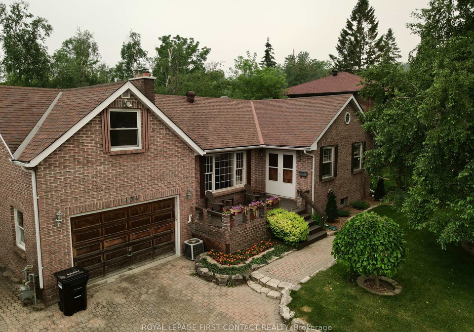 104-eccles-street-n-barrie-ontario-s13570318