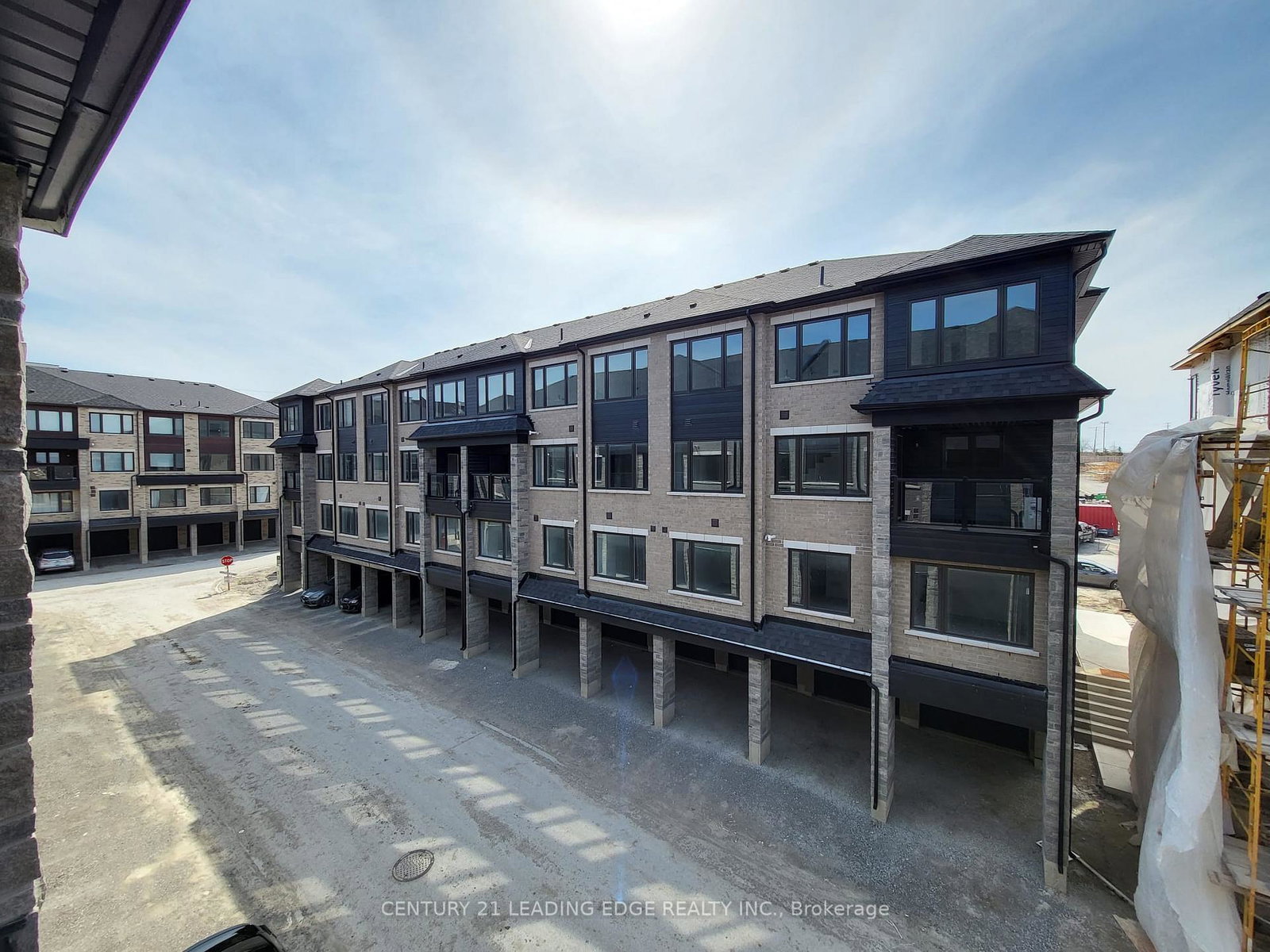 27-magnolia-lane-barrie-ontario-s13570704