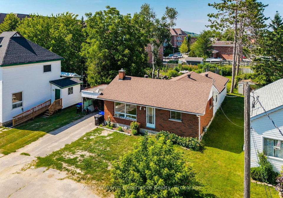 9-wolfe-street-penetanguishene-ontario-s13571870