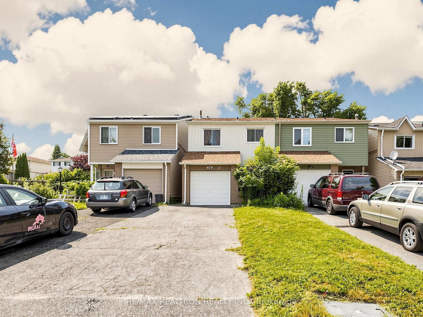 12-robin-court-barrie-ontario-s13572254