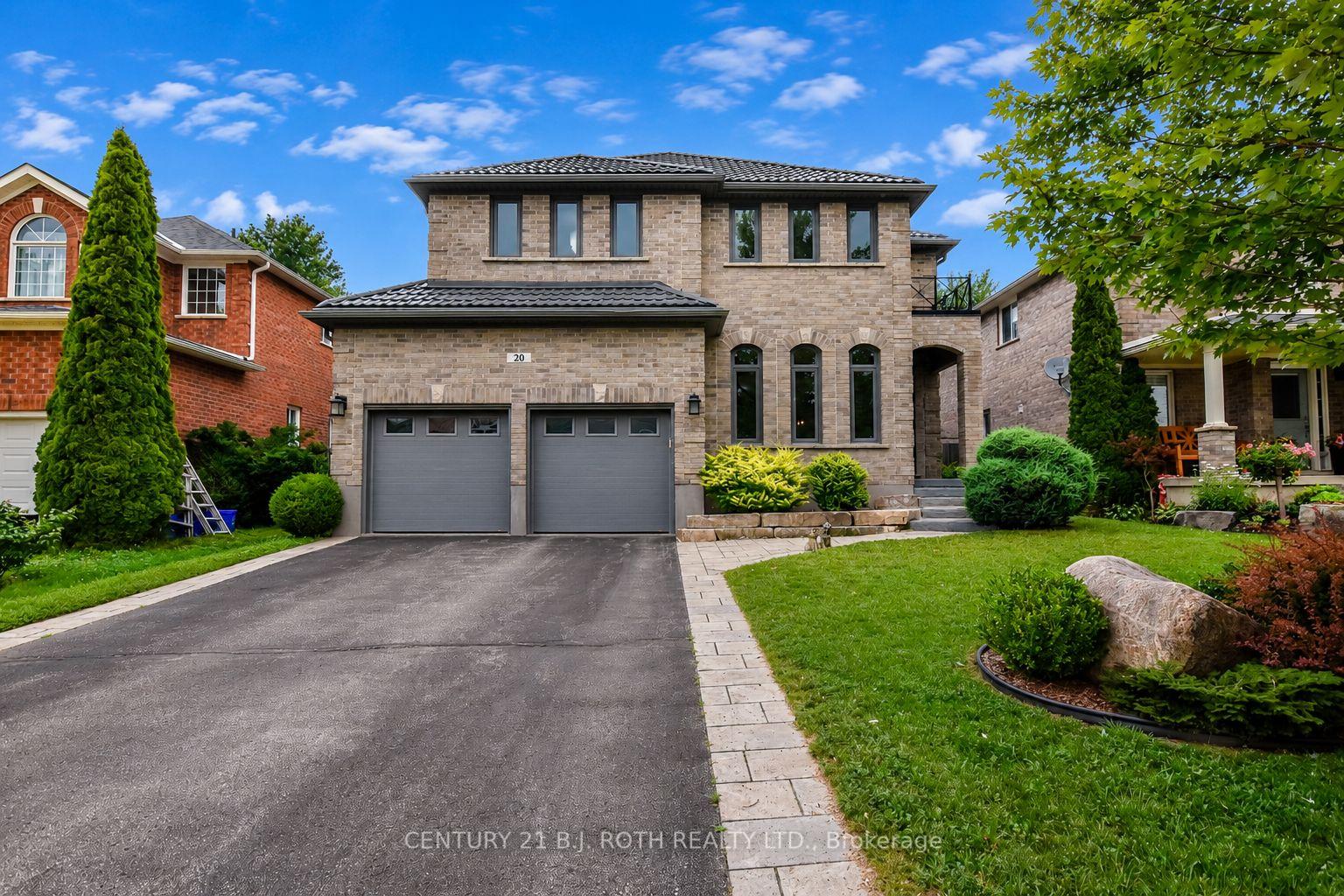 20-falcon-crescent-barrie-ontario-s13572664