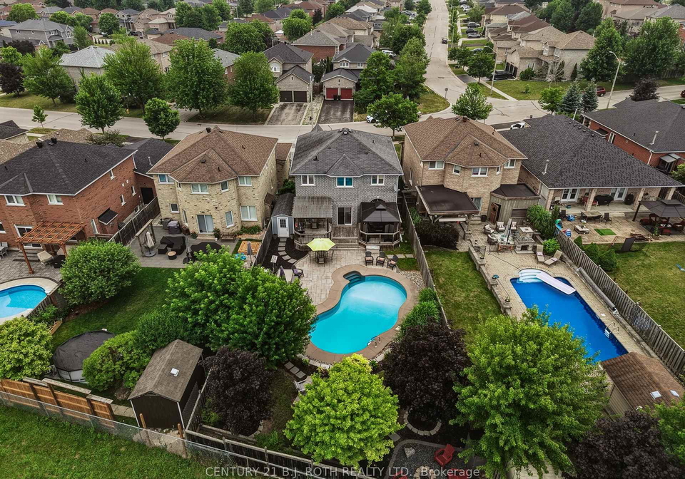 96-penvill-trail-barrie-ontario-s13572866