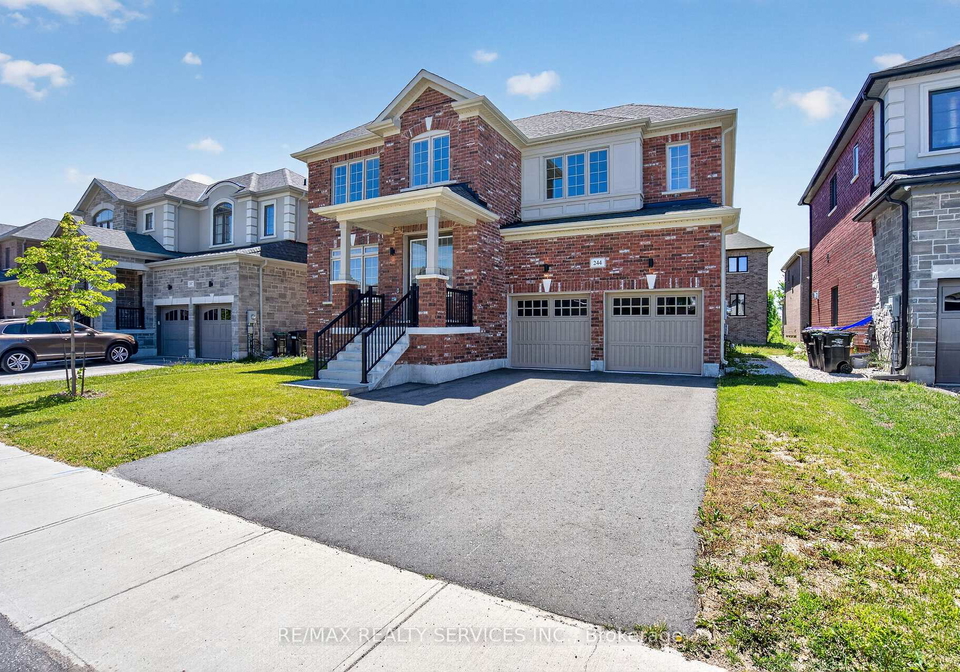 244-warden-street-clearview-ontario-s13573072
