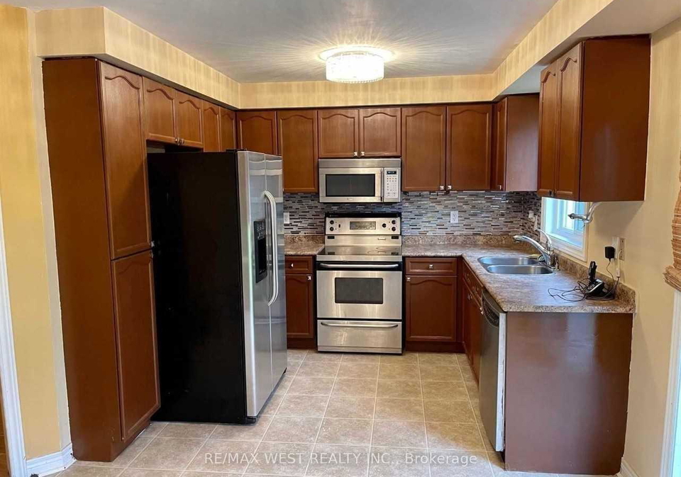 4-catherine-drive-barrie-ontario-s13573692