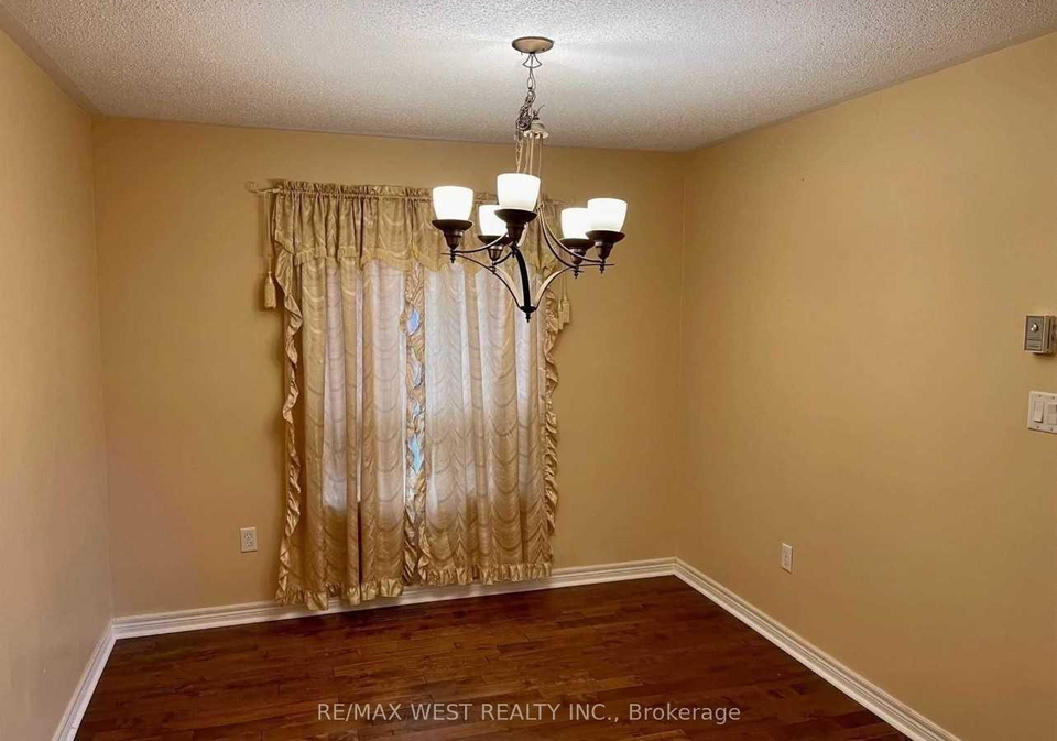 4-catherine-drive-barrie-ontario-s13573692