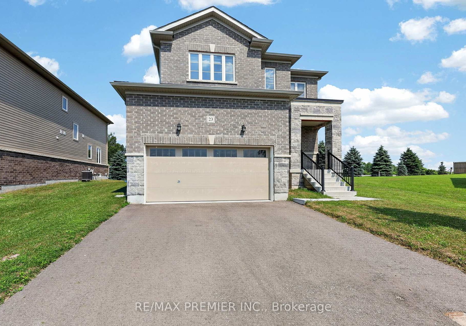 23-autumn-drive-wasaga-beach-ontario-s13575104