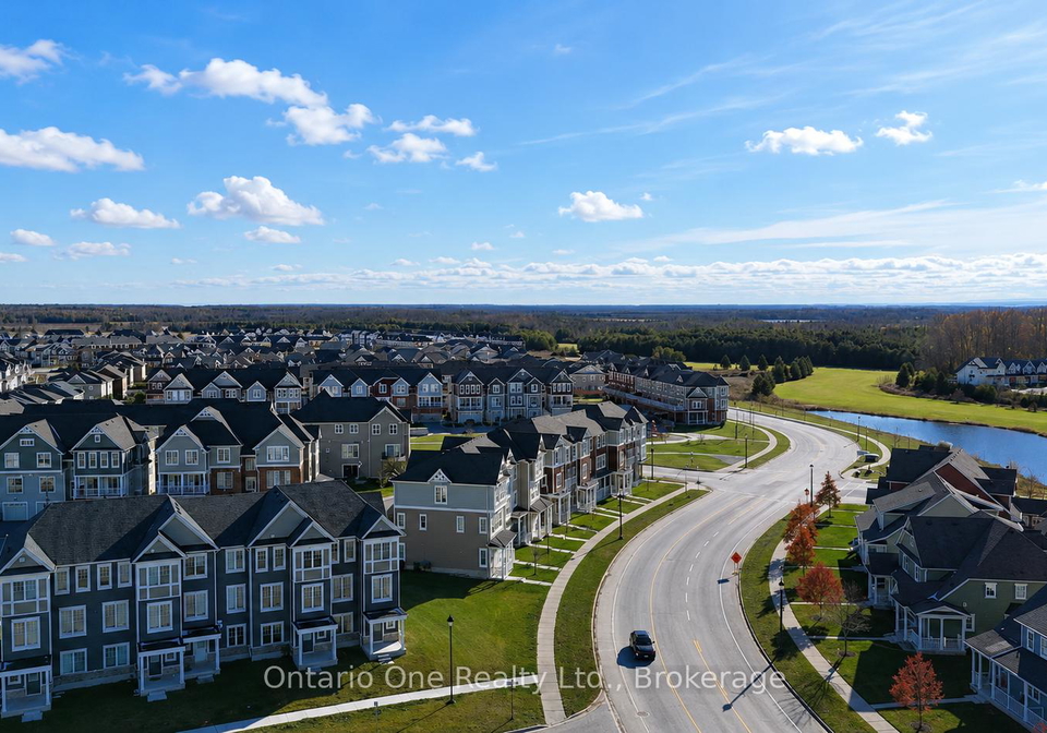 24-surf-drive-wasaga-beach-ontario-s13575184