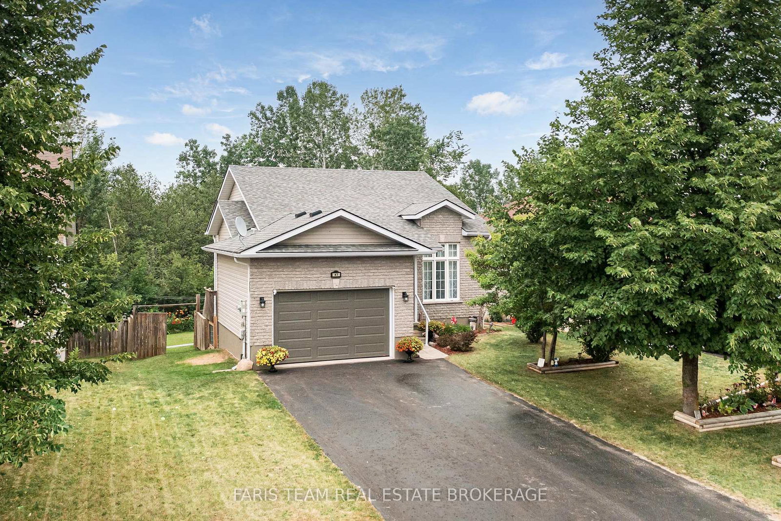47-georgias-walk-tay-ontario-s13575438