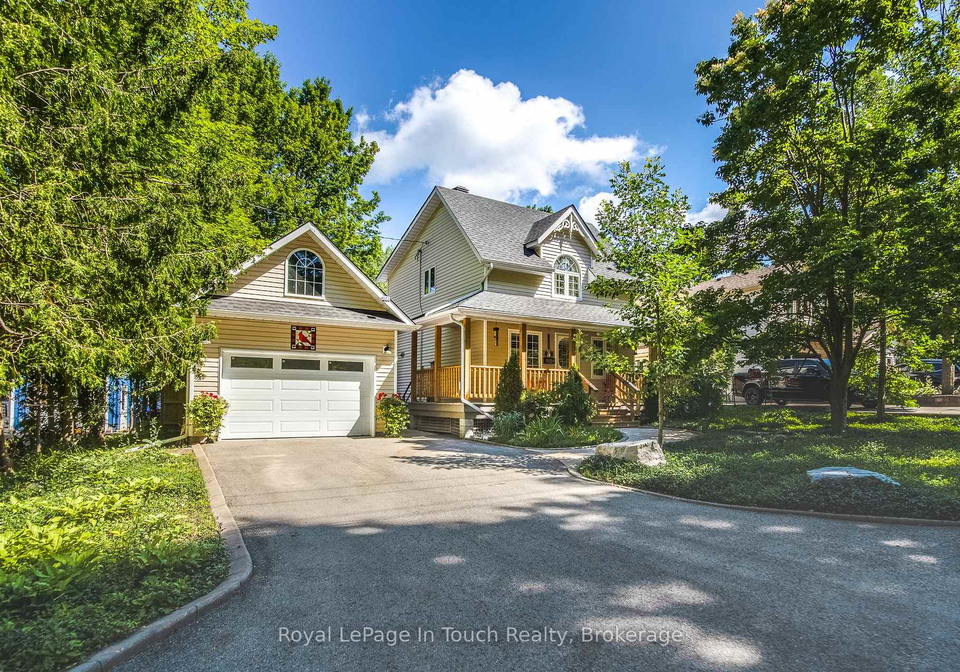 27-don-street-penetanguishene-ontario-s13575940