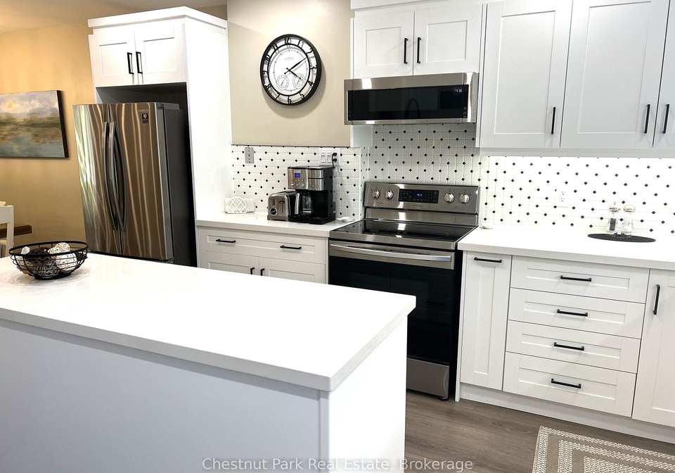 550-oxbow-crescent-collingwood-ontario-s13576000