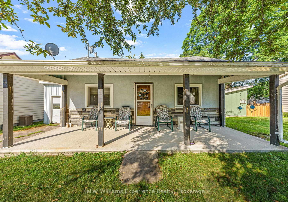 28-harriet-street-penetanguishene-ontario-s13576262