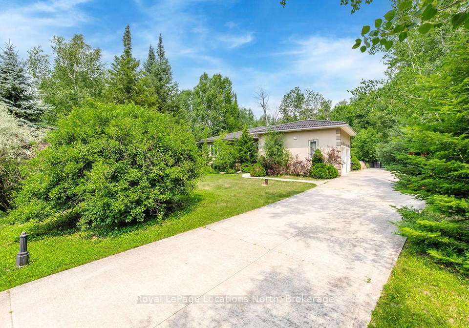 128-spruce-street-tiny-ontario-s13577018