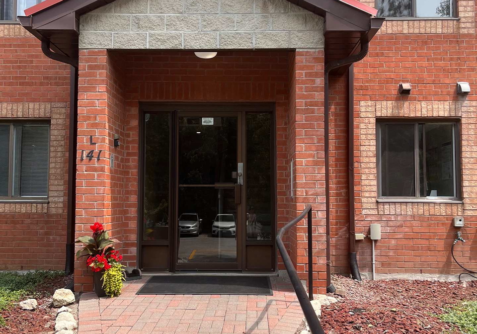 141-edgehill-drive-barrie-ontario-s13578950