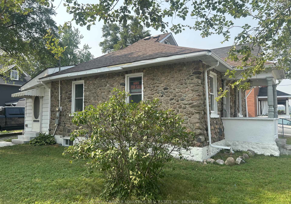 36-sanford-street-barrie-ontario-s13579022