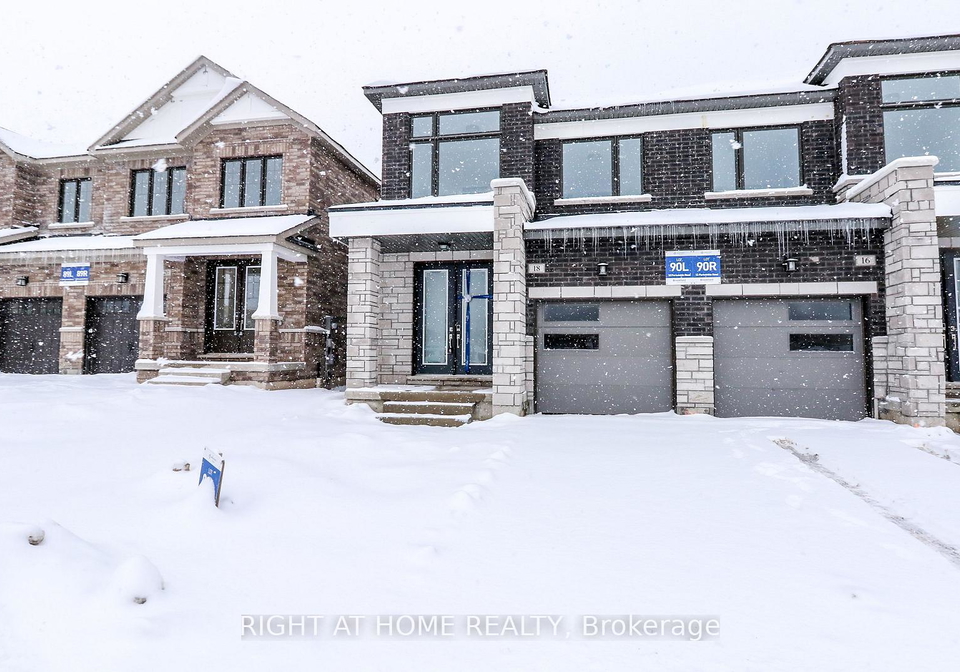 18-periwinkle-road-springwater-ontario-s13579292