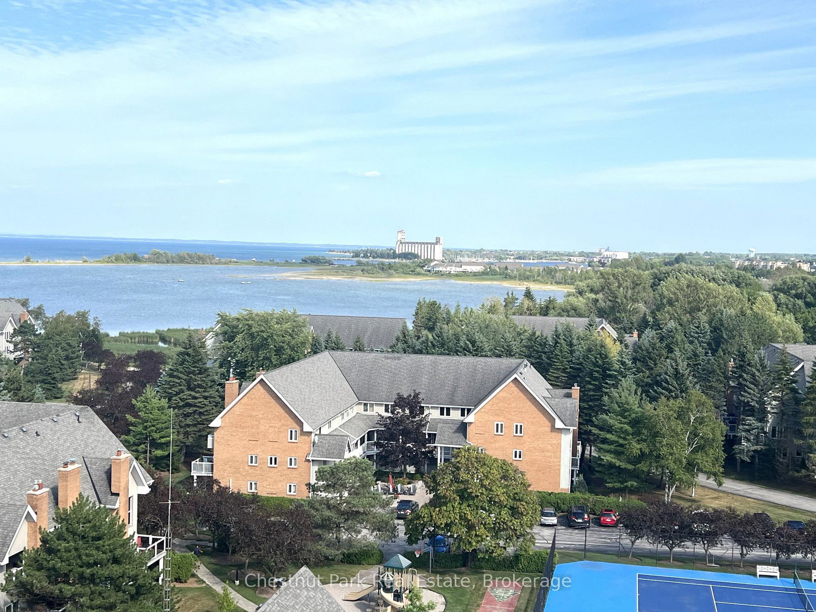 24-ramblings-way-collingwood-ontario-s13580992