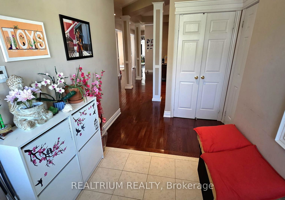 63-westminster-circle-barrie-ontario-s13581262