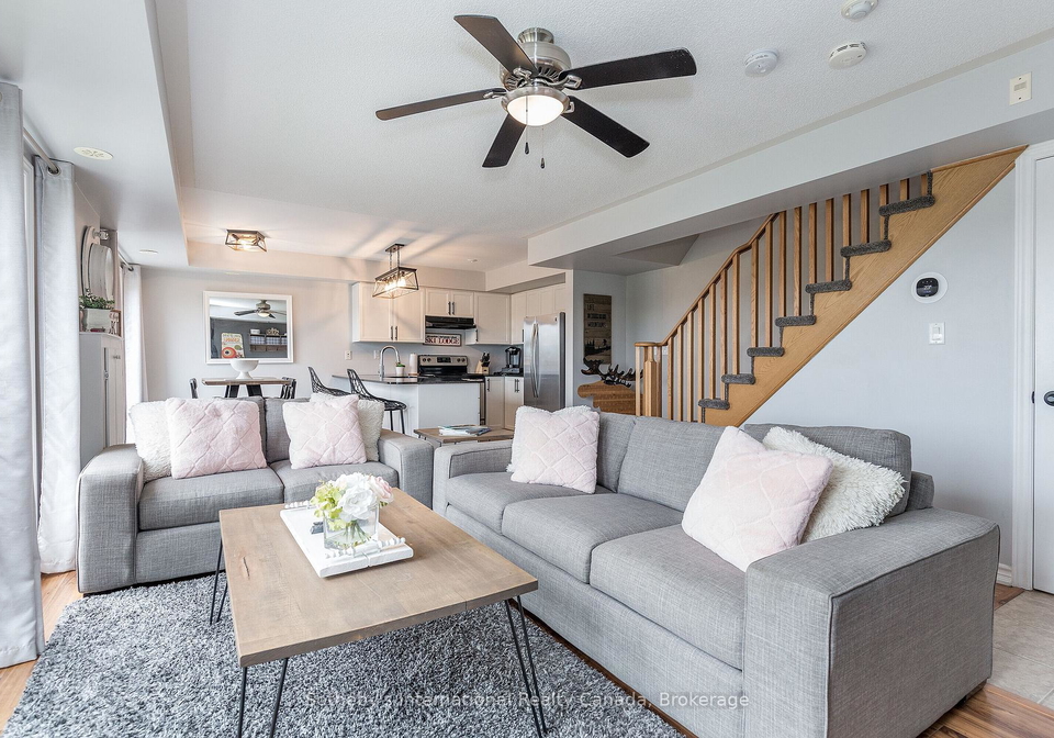 32-joseph-trail-collingwood-ontario-s13581776