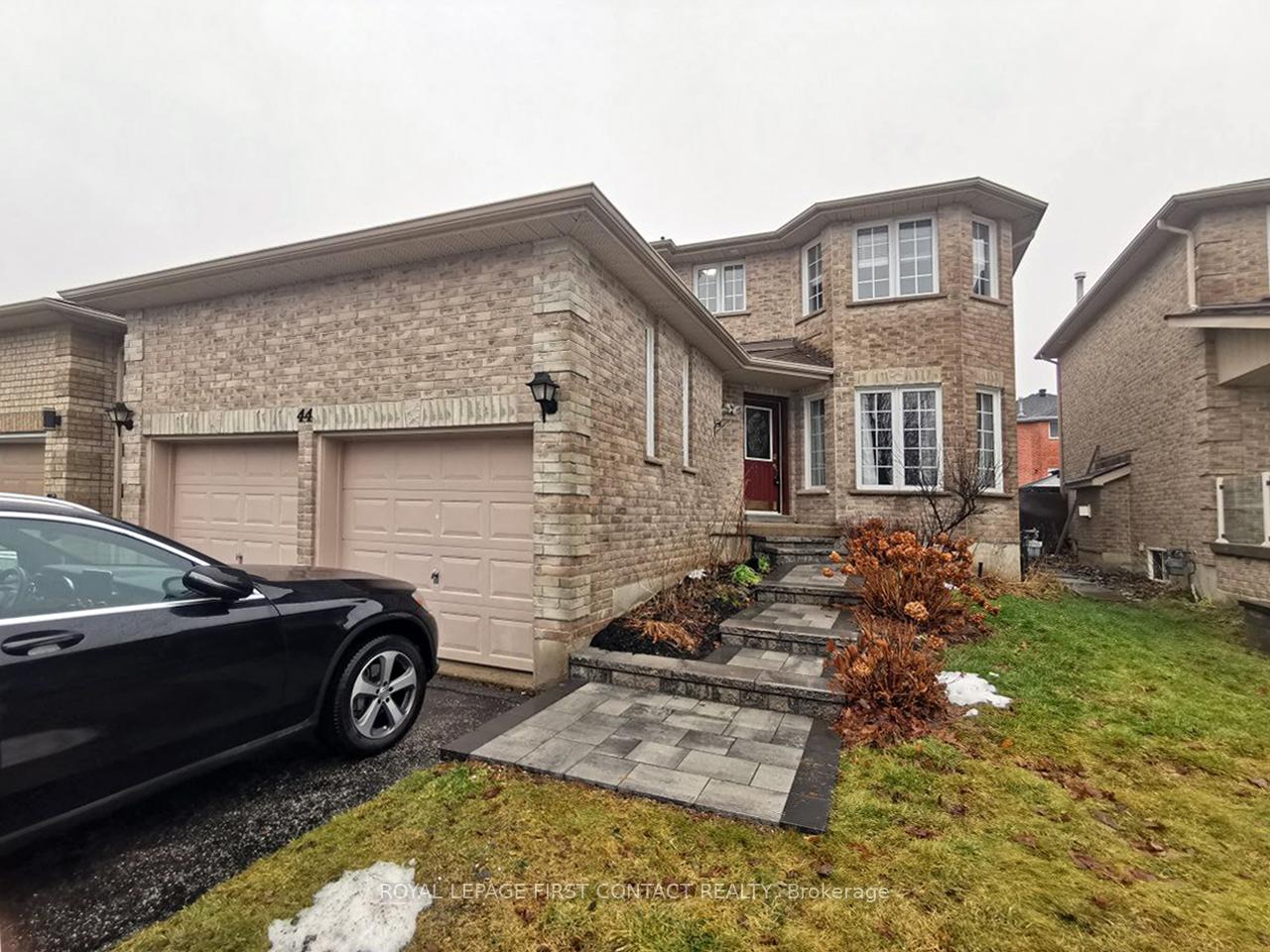 44-livia-herman-way-barrie-ontario-s13582552