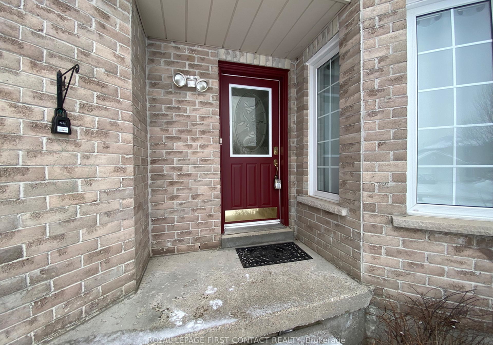 44-livia-herman-way-barrie-ontario-s13582552