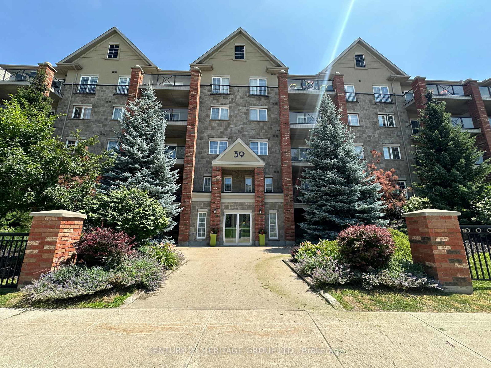 39-ferndale-drive-s-barrie-ontario-s13583078