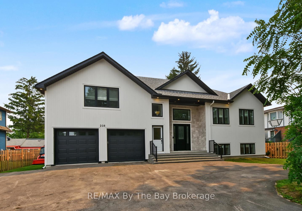 208-thomas-street-clearview-ontario-s13583942