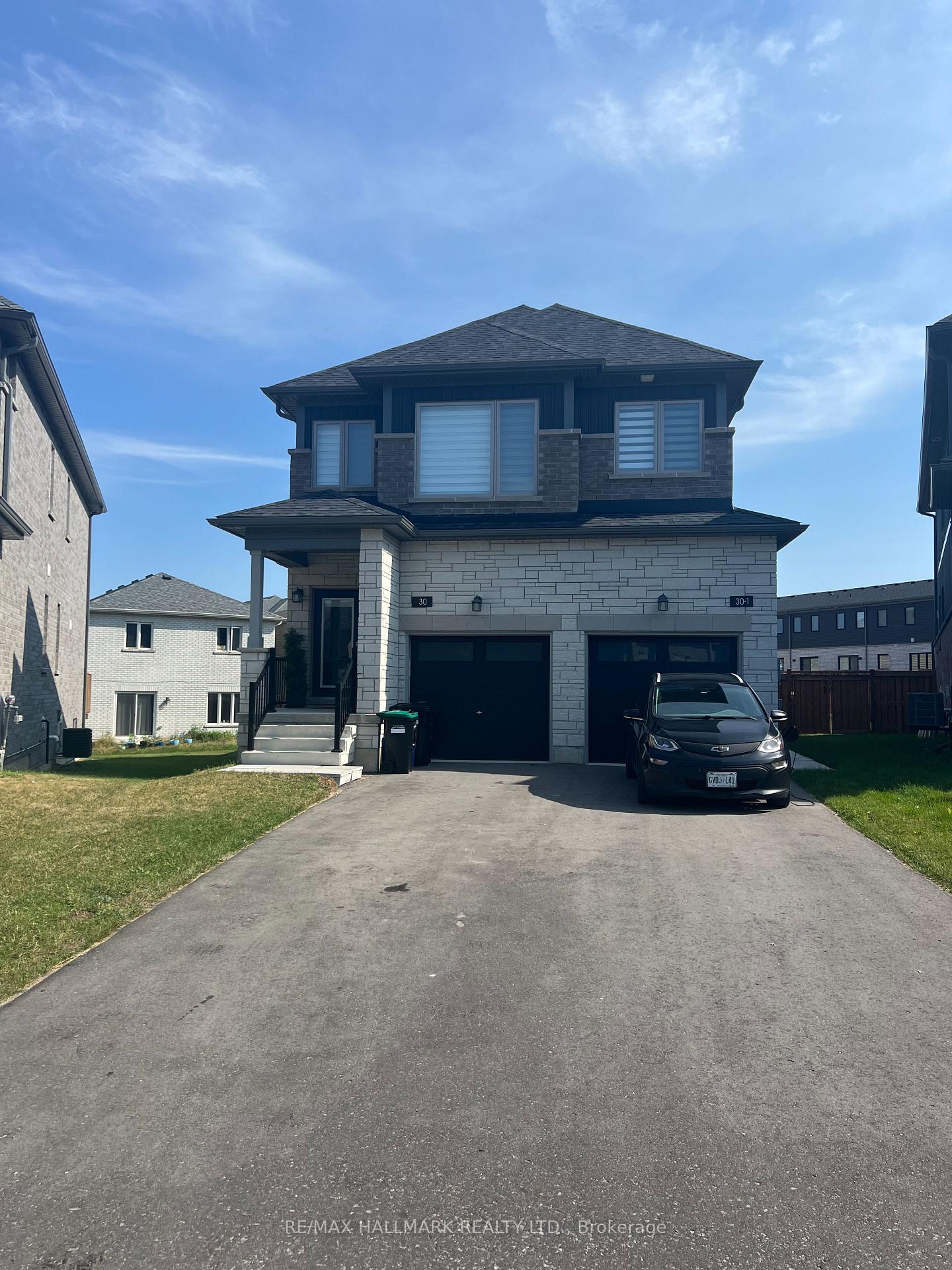 30-barnyard-trail-barrie-ontario-s13583952